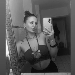 Dana ♡