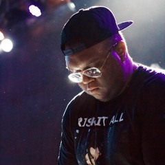 DJWavyMoe