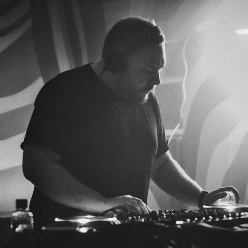 FREE DOWNLOAD: Gegen Mann - Field