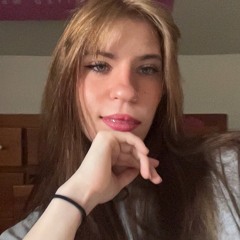 𝐿𝑦𝑛𝑛 🎀🧸