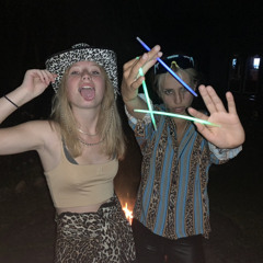 bella👁‍🗨🖤🪐