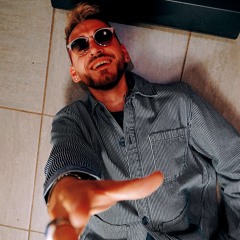 It’s 𝕁𝕠𝕙 𝕄𝕦𝕤𝕚𝕔 ⭐️