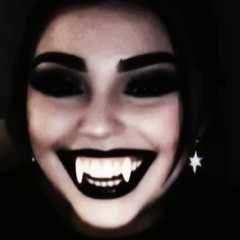 ELL🧛🏻‍♀️