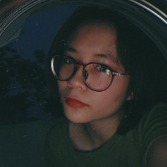 Bệ Xí Thần Thánh