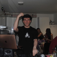 Tom Mailey White