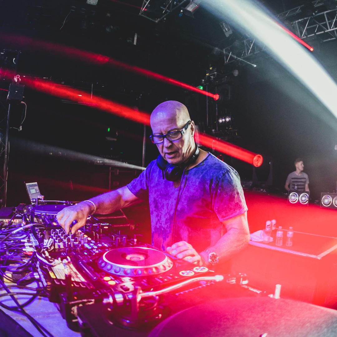 Stream DJ Graham Gold music | Listen to songs, albums, playlists for ...