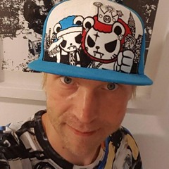 DJ SAKARI BLEU