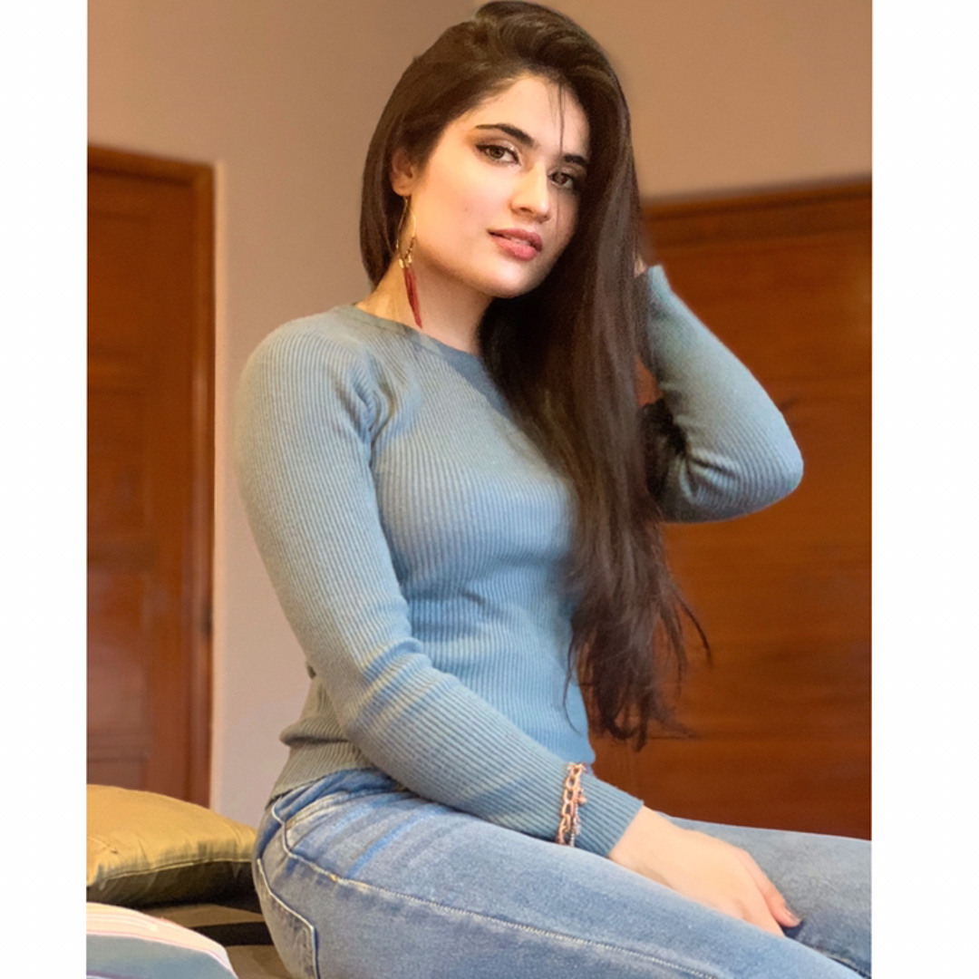 Aroob jatoi boobs