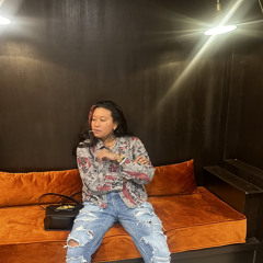 QUEENNIVIE