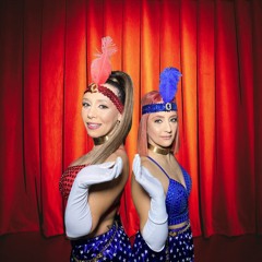 B2LOVEDJS(Camila Haro & Jenny Souza)