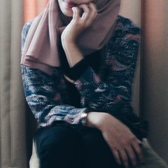 Untuk Perempuan Yang Sedang Dalam Pelukan(cover)