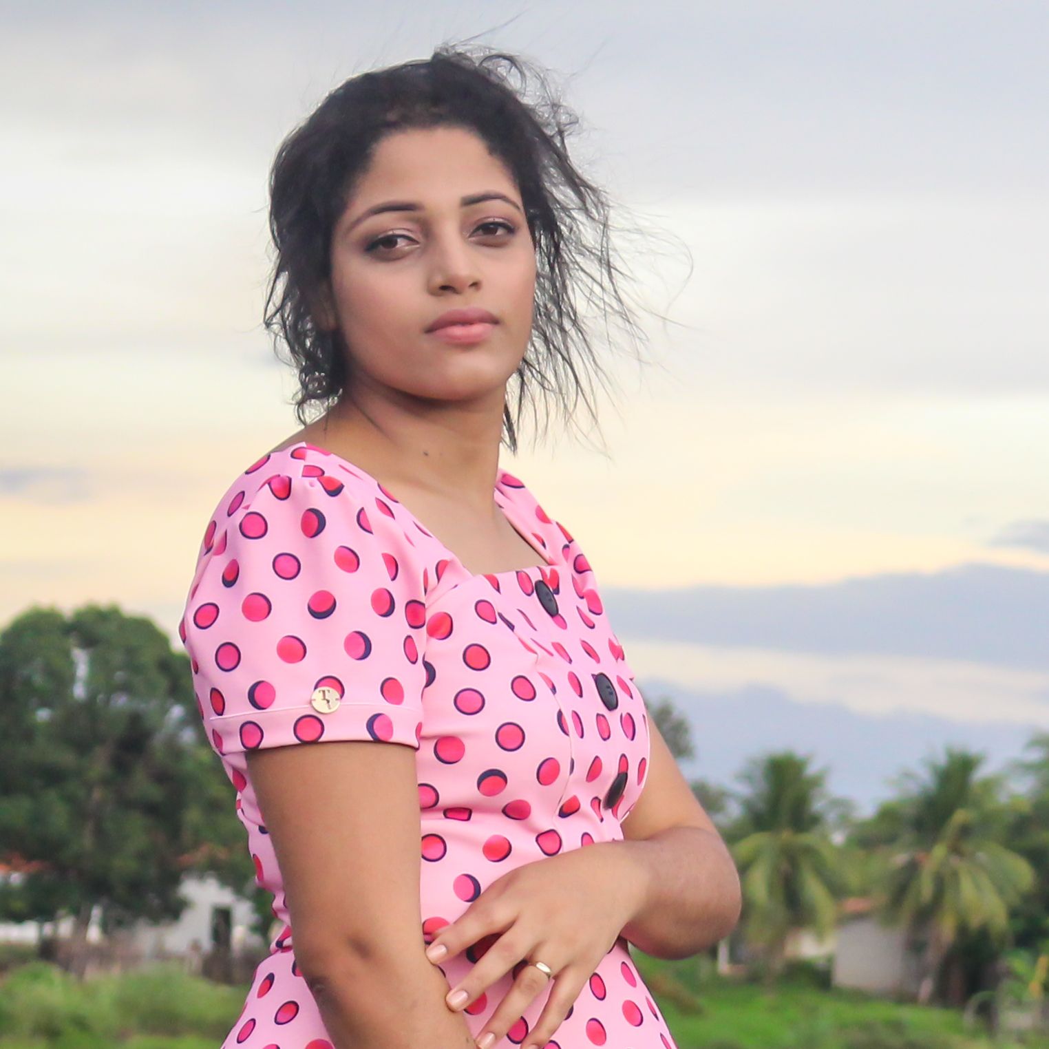 Cantora Raquel Oliveira