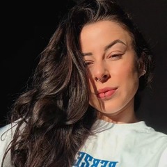 Roberta Oliveira