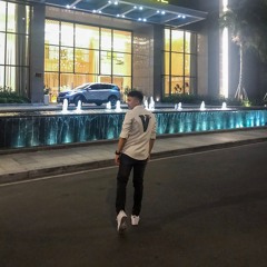 Việt Trần