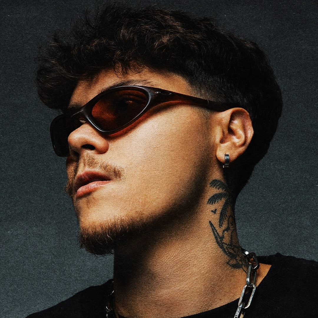 PEDRO レコード 2枚セット Stream Pedroz music | Listen to songs, albums, playlists for free