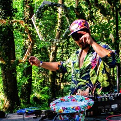 DJ MAÏ