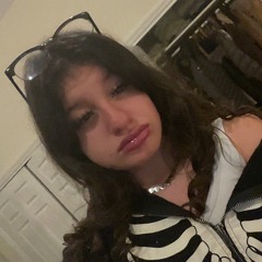 ♡𝓧𝓧𝓧𝓪𝓿𝓲𝓪♡