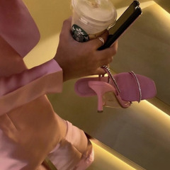 🎀