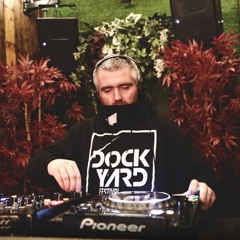 Chinooq / Alan Johnson