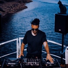 Dj U'neous Samaca