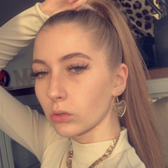 Maddy Barton