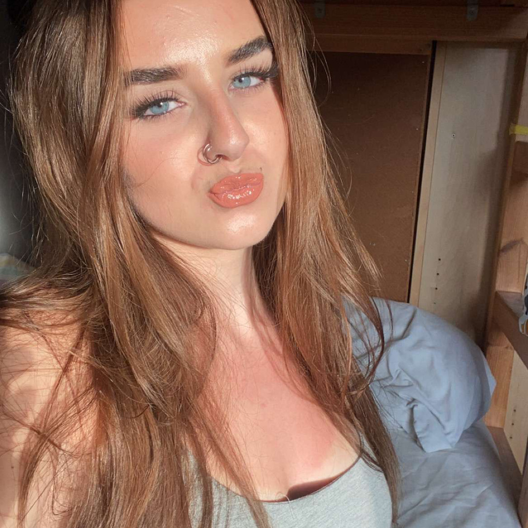 Stream 𝕄𝕒𝕕𝕚𝕤𝕠𝕟 💃👌🏽𝕏 music | Listen to songs, albums