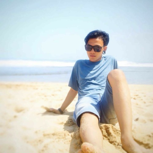 Valerie Kevin (Account Active) artist photo