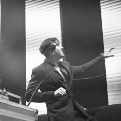DJ Siyosh