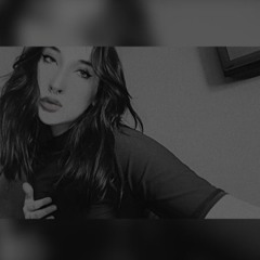 •Chloe_Lovey_•