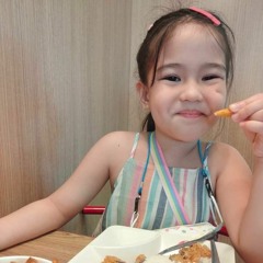 Lea Faye Jeanine Robin
