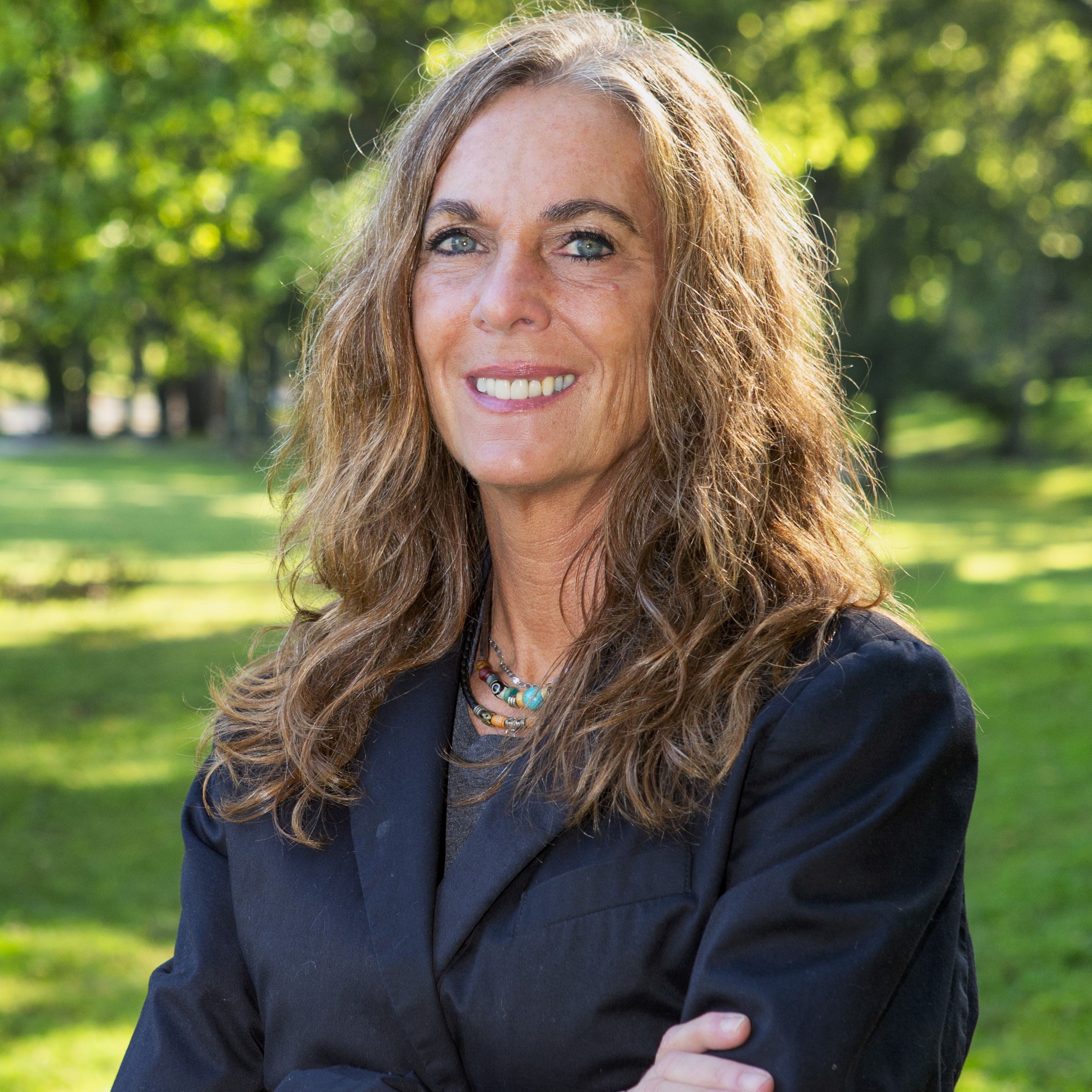 Becki Baumgartner: Natural Solutions for People & Pets