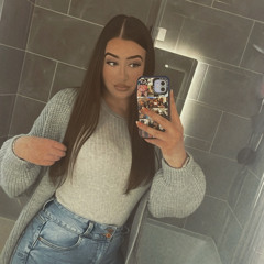 Laura🦋