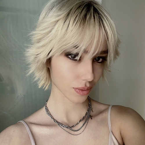 Marina Zeynal Khani’s avatar