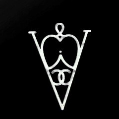 VinceHollow