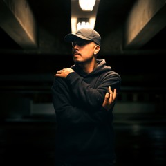 Michael Chacón