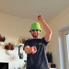 DJ Grinsebacke