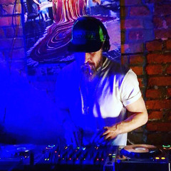 DjNIKMASTER
