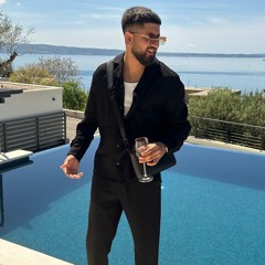 J£T