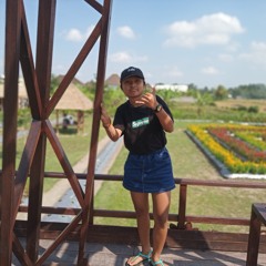 gek putu risya