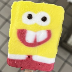 8878