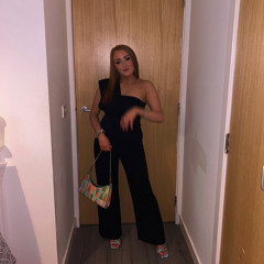 NicolaAnnanxxx