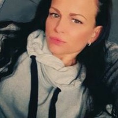 Yvonne Wolff