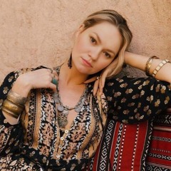 Анна Логунова