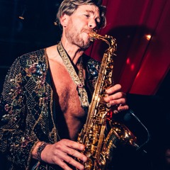 Jurienne Sax