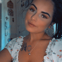molly🦋