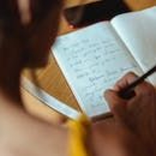 Lori Toye - A Prolific Author