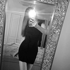 𝐄𝐋𝐋𝐀 🥥