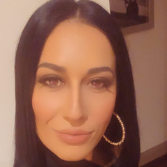 Christina 32
