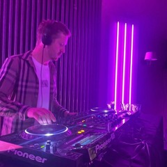 Minimal Mix 0122