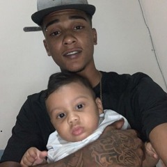 Flávia Flores Ribeiro